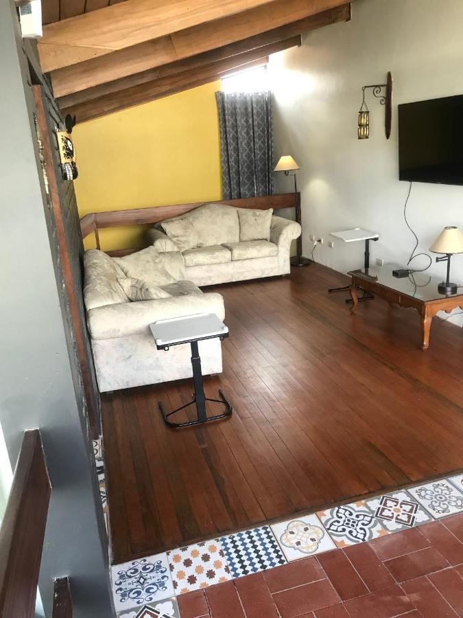 Corazon Sabana Bed and Breakfast San José Exteriör bild