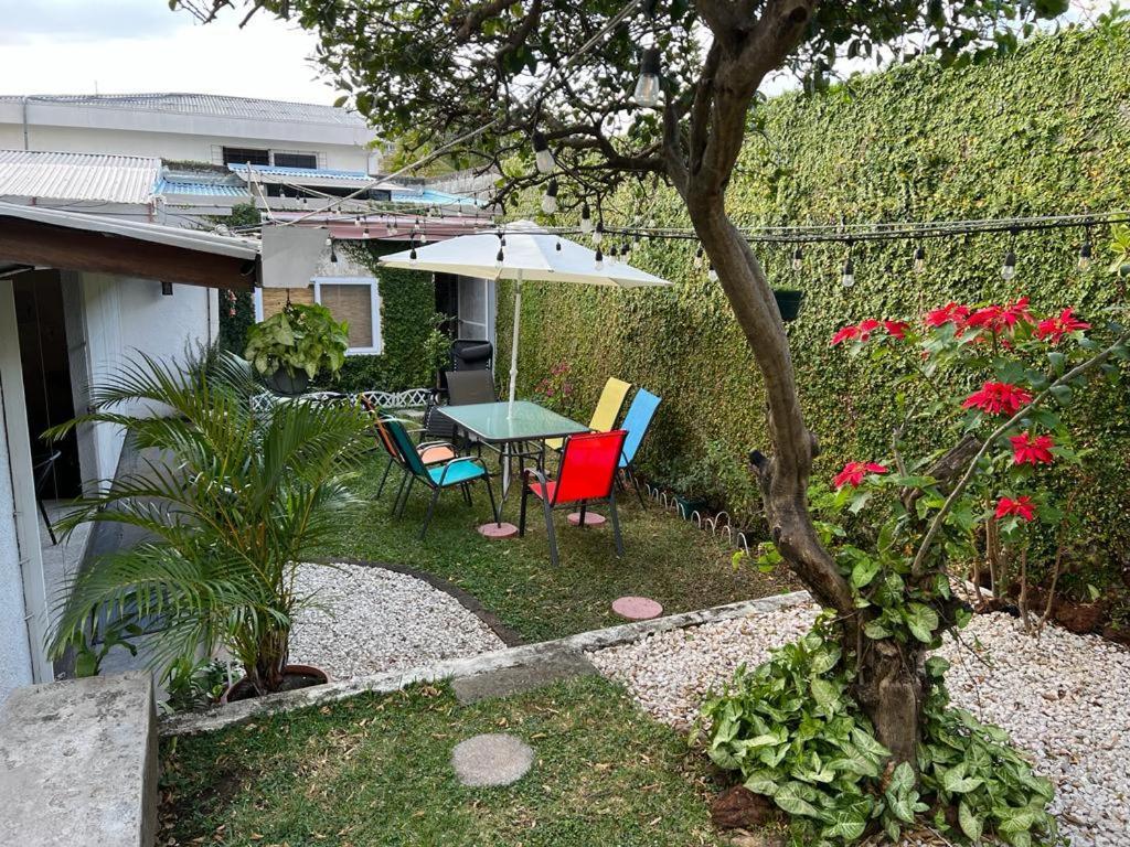 Corazon Sabana Bed and Breakfast San José Exteriör bild